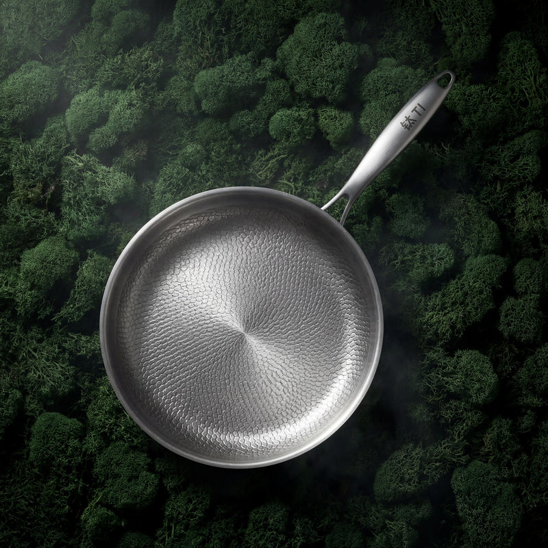 <p>Deutsche Premium Titan Pfanne</p>